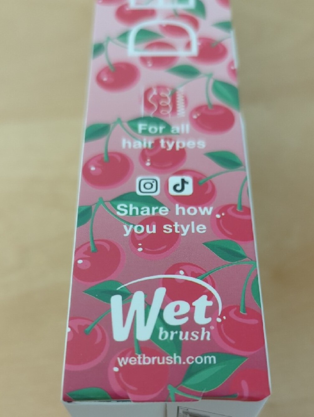 Wet Brush Limited Edition Cherry Original Detangler brand new - Picture 11 of 12